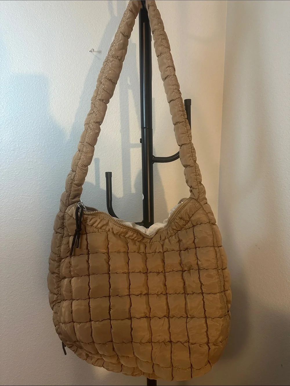 Quilted Hobo Shoulder Bag in Tan